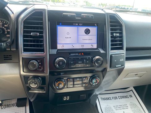 Used 2019 Ford F150 XLT w/ Equipment Group 302A Luxury AWD/4WD image 18