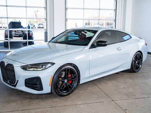 Used 2023 BMW M440i Coupe w/ Premium Package image 11