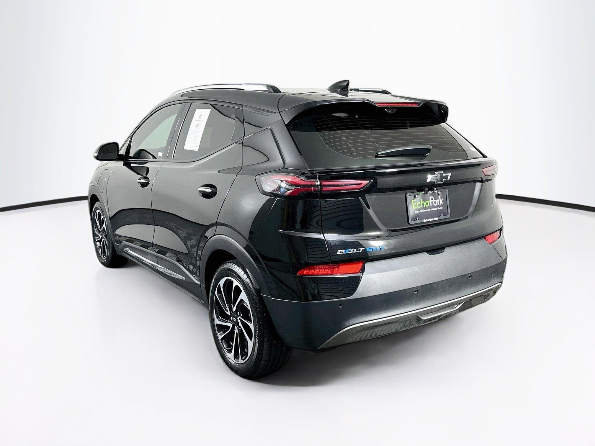 Used 2023 Chevrolet Bolt EUV Premier FWD image 5