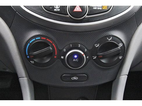 Used 2017 Hyundai Accent Value Edition image 26