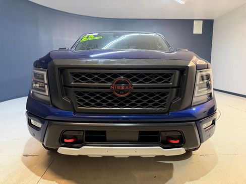 Used 2024 Nissan Titan PRO-4X w/ Pro-4x Convenience Package AWD/4WD image 6