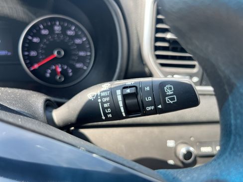 Used 2022 Kia Sportage LX FWD image 17
