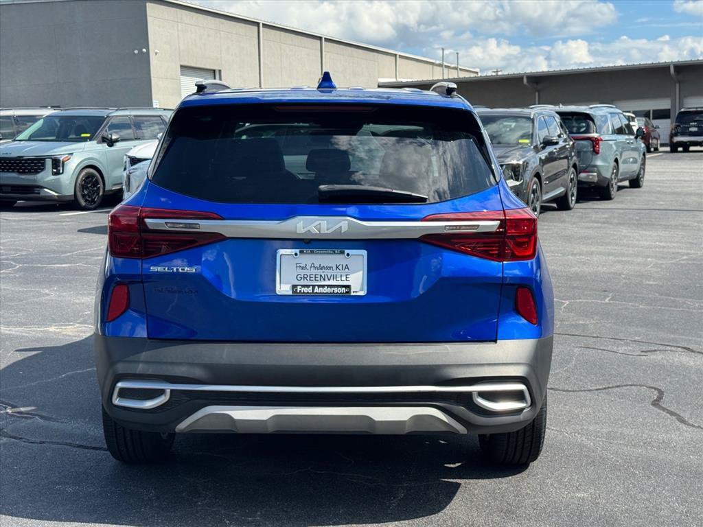 Certified 2022 Kia Seltos S FWD image 4