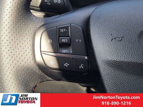 Used 2025 Ford Escape ST-Line image 27