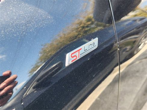Used 2025 Ford Escape ST-Line image 9