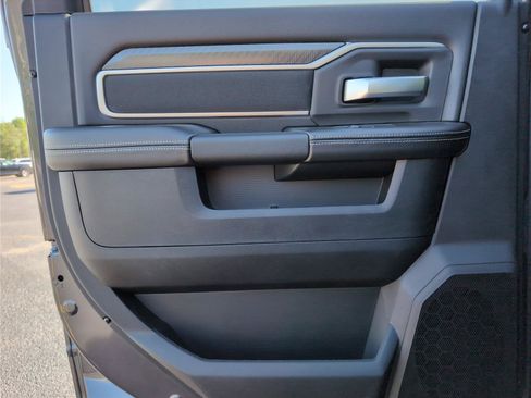 New 2026 RAM 2500 Big Horn AWD/4WD image 35