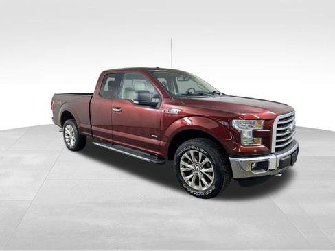 Used 2015 Ford F150 XLT w/ Equipment Group 302A Luxury image 8