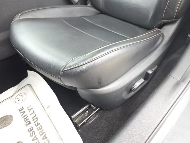 Used 2023 Nissan Sentra SR w/ SR Premium Package FWD image 28