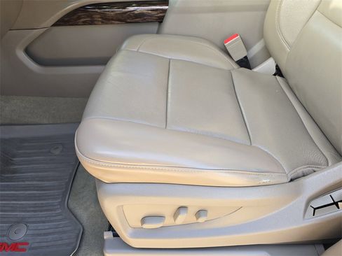 Used 2016 GMC Yukon SLT w/ Open Road Package image 30