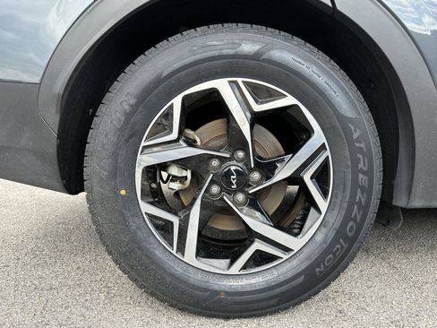 Used 2023 Kia Sportage LX FWD image 18