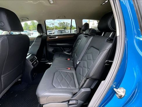 Certified 2026 Volkswagen Atlas SE image 17