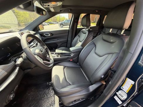 New 2026 Jeep Compass Limited image 14