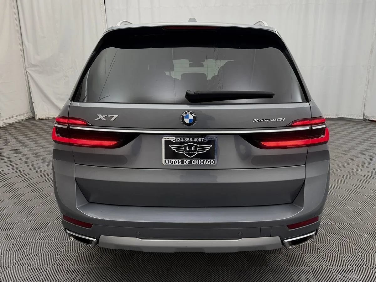 Used 2023 BMW X7 xDrive40i w/ Premium Package AWD/4WD image 5
