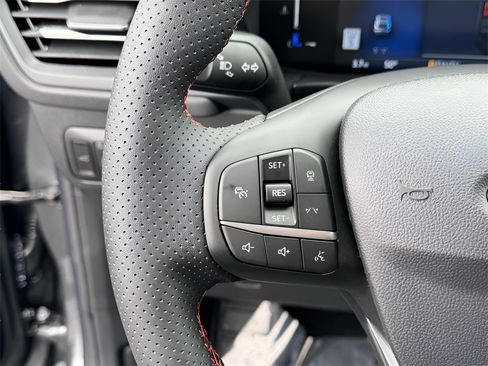 New 2025 Ford Escape ST-Line w/ Tech Pack #1 image 17