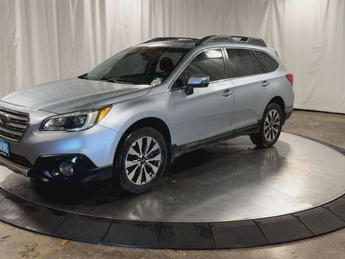 Used 2016 Subaru Outback 3.6R Limited image 6