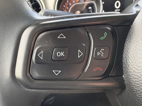 Used 2021 Jeep Wrangler Sport S image 17