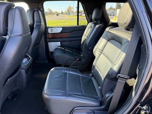 Used 2022 Lincoln Navigator Reserve w/ Equipment Group 201A image 14