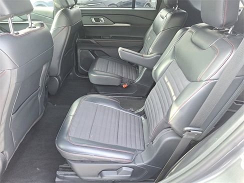 Used 2025 Ford Explorer ST-Line image 25