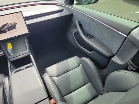 Used 2024 Tesla Model 3 Performance image 13