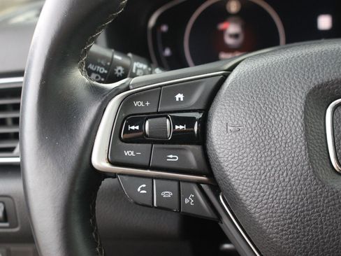 Used 2018 Honda Accord EX-L image 19