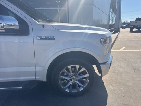 Used 2017 Ford F150 Lariat image 3