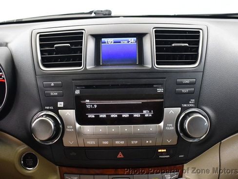 Used 2012 Toyota Highlander Limited w/ Tow Pkg image 27