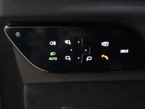 Certified 2025 Ferrari Purosangue image 28