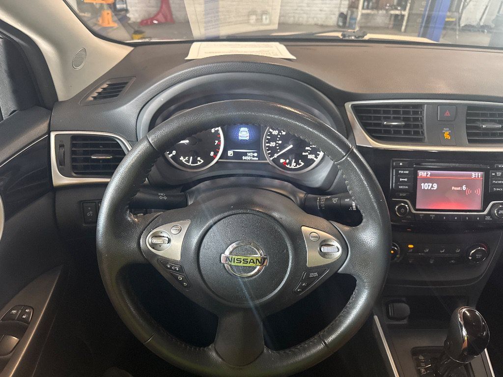 Used 2017 Nissan Sentra SV FWD image 13