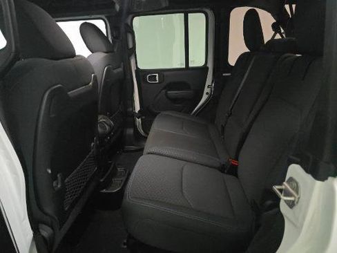 Used 2024 Jeep Wrangler Unlimited Rubicon 4xe image 14