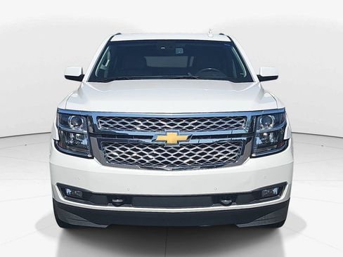 Used 2017 Chevrolet Suburban LT w/ LT Signature Package RWD image 12
