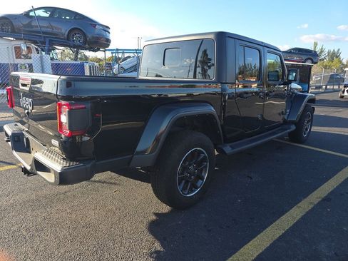 Used 2021 Jeep Gladiator Overland w/ Popular Equipment Package AWD/4WD image 2