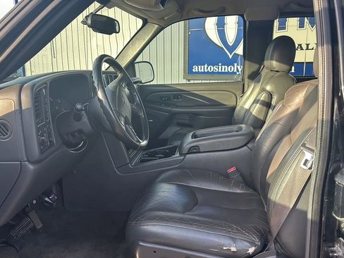 Used 2004 Chevrolet Silverado 2500 LT w/ Skid Plate Package image 9