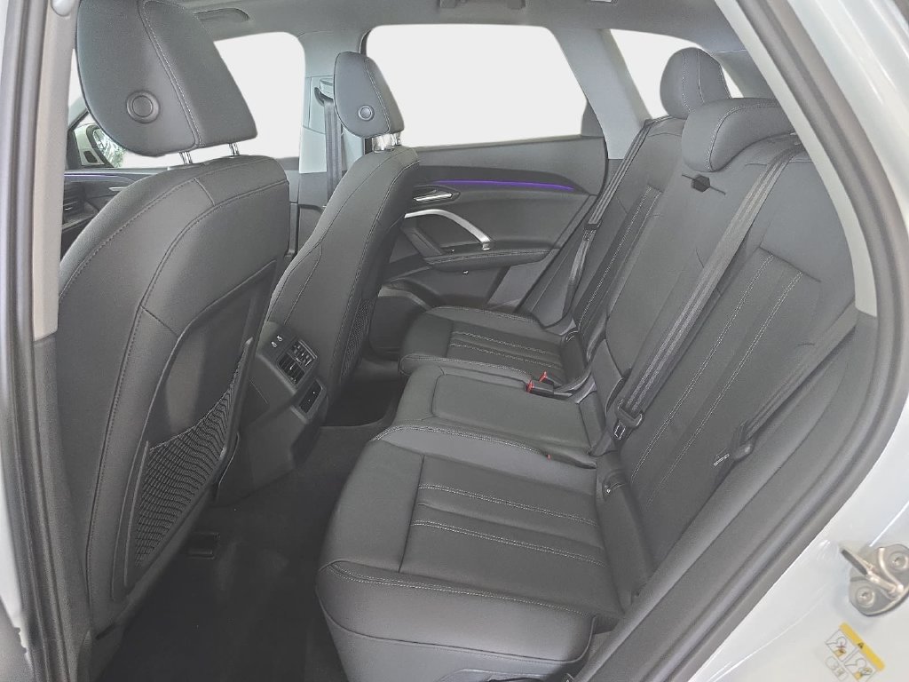 New 2026 Audi Q5 Premium Plus w/ Premium Plus AWD/4WD image 19