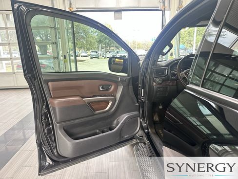 Used 2020 Nissan Titan Platinum Reserve w/ Moonroof Package AWD/4WD image 12