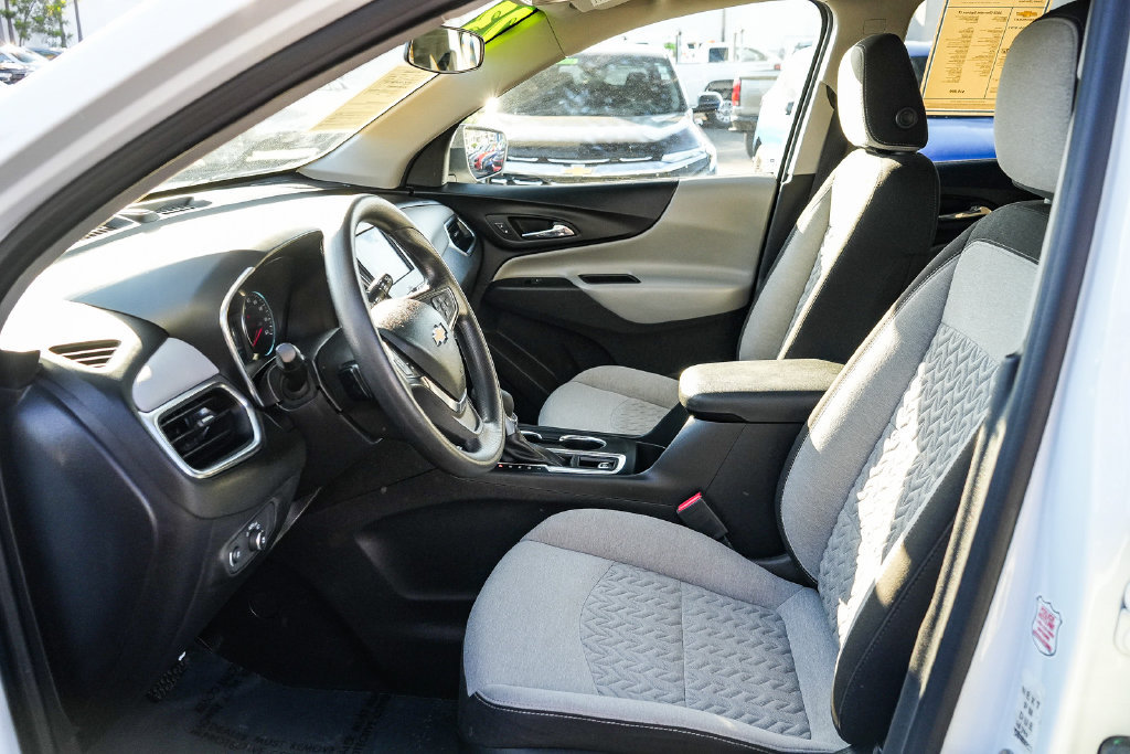 Used 2023 Chevrolet Equinox LT AWD/4WD image 17