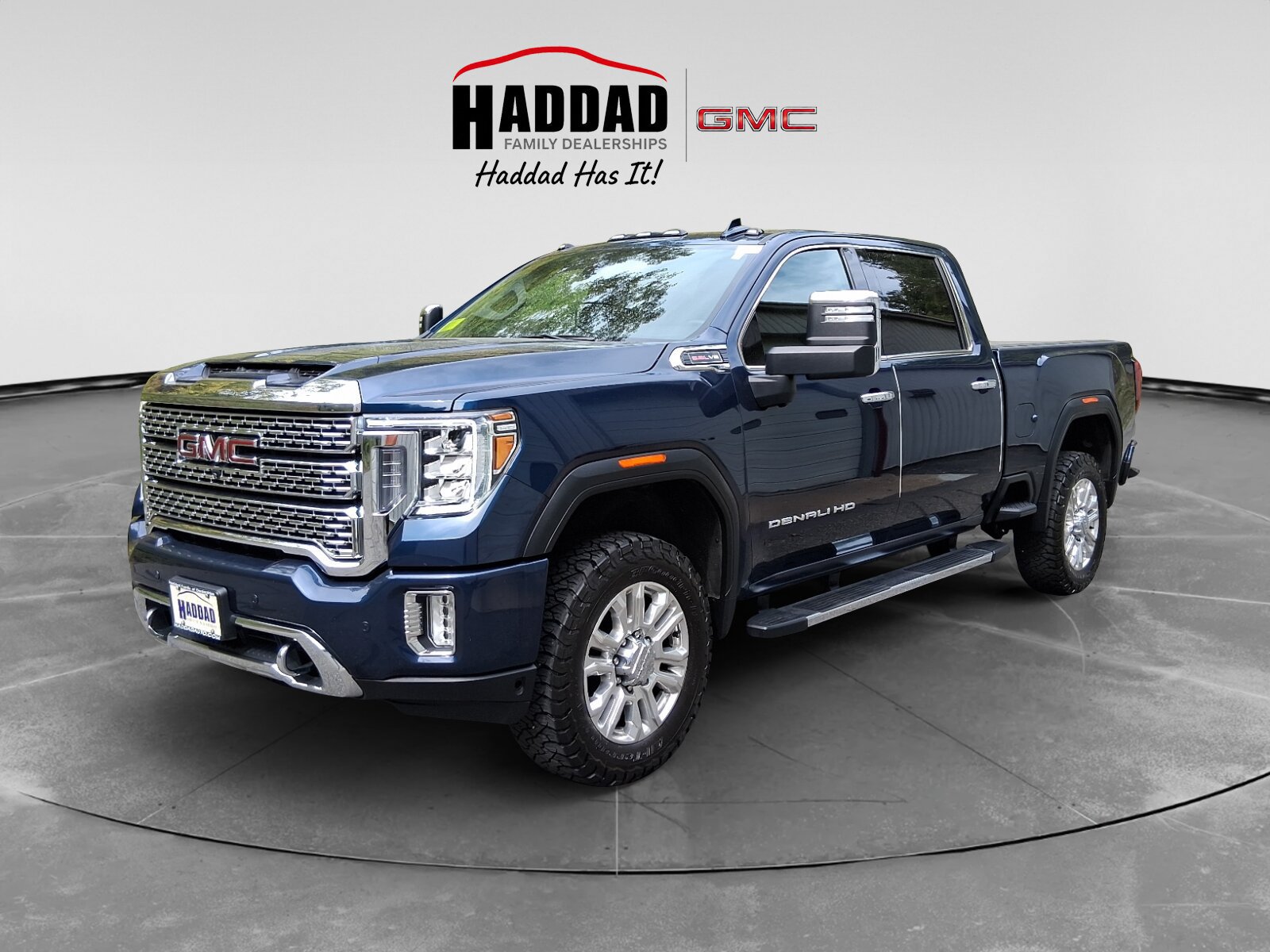 Used 2022 GMC Sierra 2500 Denali AWD/4WD image 1