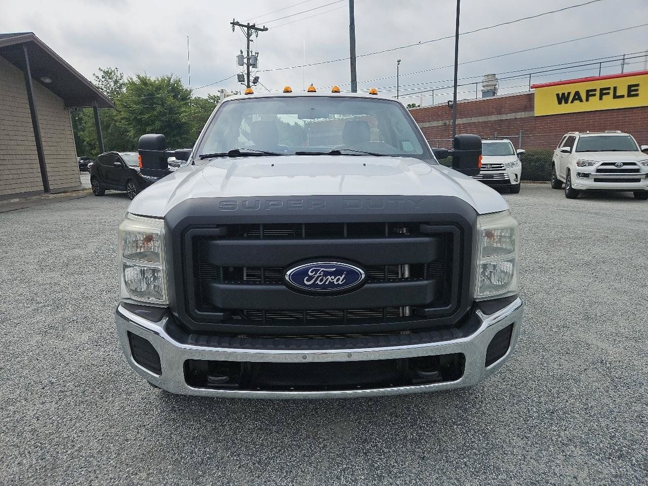 Used 2014 Ford F350 XL w/ Power Equipment Group RWD image 2