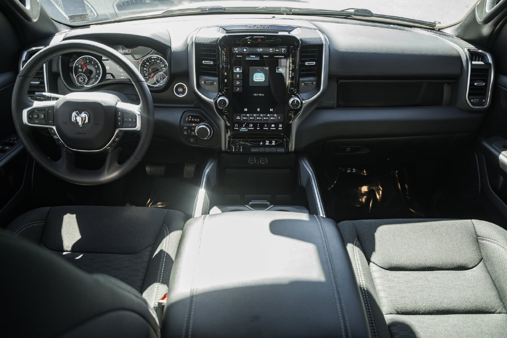 Used 2025 RAM 1500 Big Horn AWD/4WD image 24