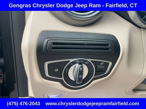 Used 2019 Mercedes-Benz GLC 300 4MATIC image 55