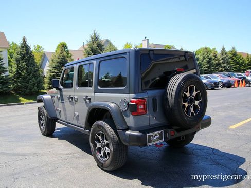 Used 2018 Jeep Wrangler Unlimited Rubicon w/ Steel Bumper Group AWD/4WD image 6