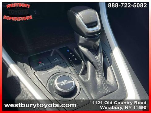 Used 2022 Toyota RAV4 Limited w/ Limited Grade Weather Package AWD/4WD image 31