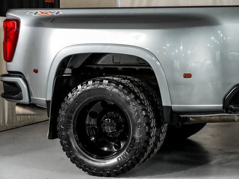 Used 2024 Chevrolet Silverado 3500 LT w/ Convenience Package AWD/4WD image 7