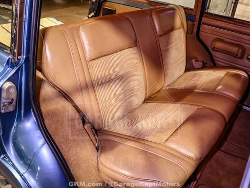 Used 1987 Jeep Grand Wagoneer AWD/4WD image 82