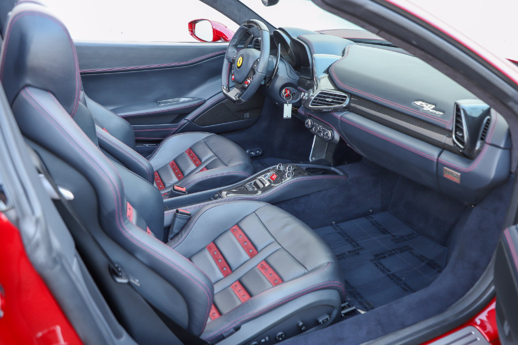 Used 2012 Ferrari 458 Spider RWD image 44