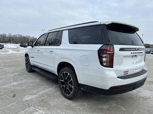 Certified 2024 Chevrolet Suburban RST w/ Luxury Package image 7