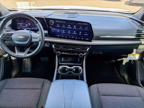 New 2026 Chevrolet Traverse LT w/ Enhanced Driving Package image 11