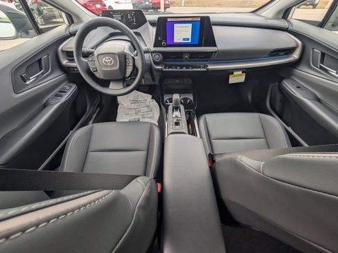 New 2026 Toyota Prius XLE image 27