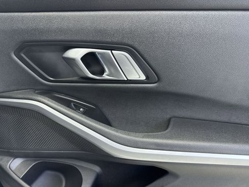 Used 2020 BMW 330i xDrive Sedan w/ Convenience Package image 37