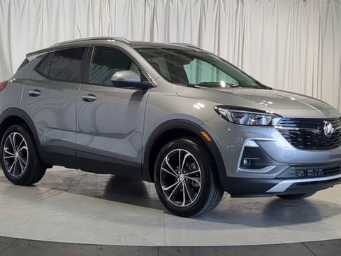 Used 2023 Buick Encore GX Select w/ Safety Package II FWD image 2
