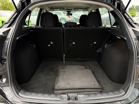 Used 2021 Nissan Kicks S FWD image 36